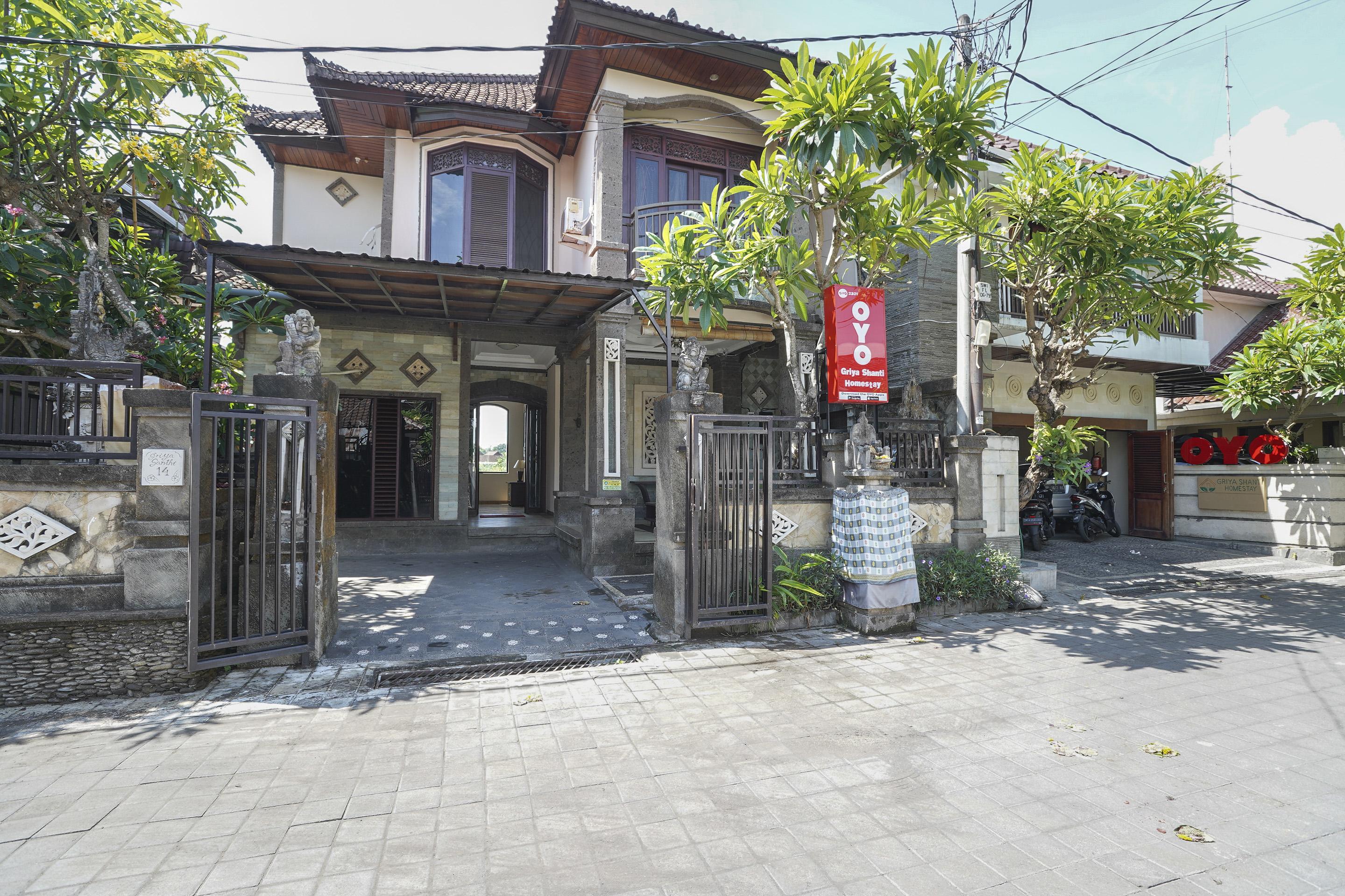 Oyo 2321 Griya Shanti Homestay Ketewel Exterior foto