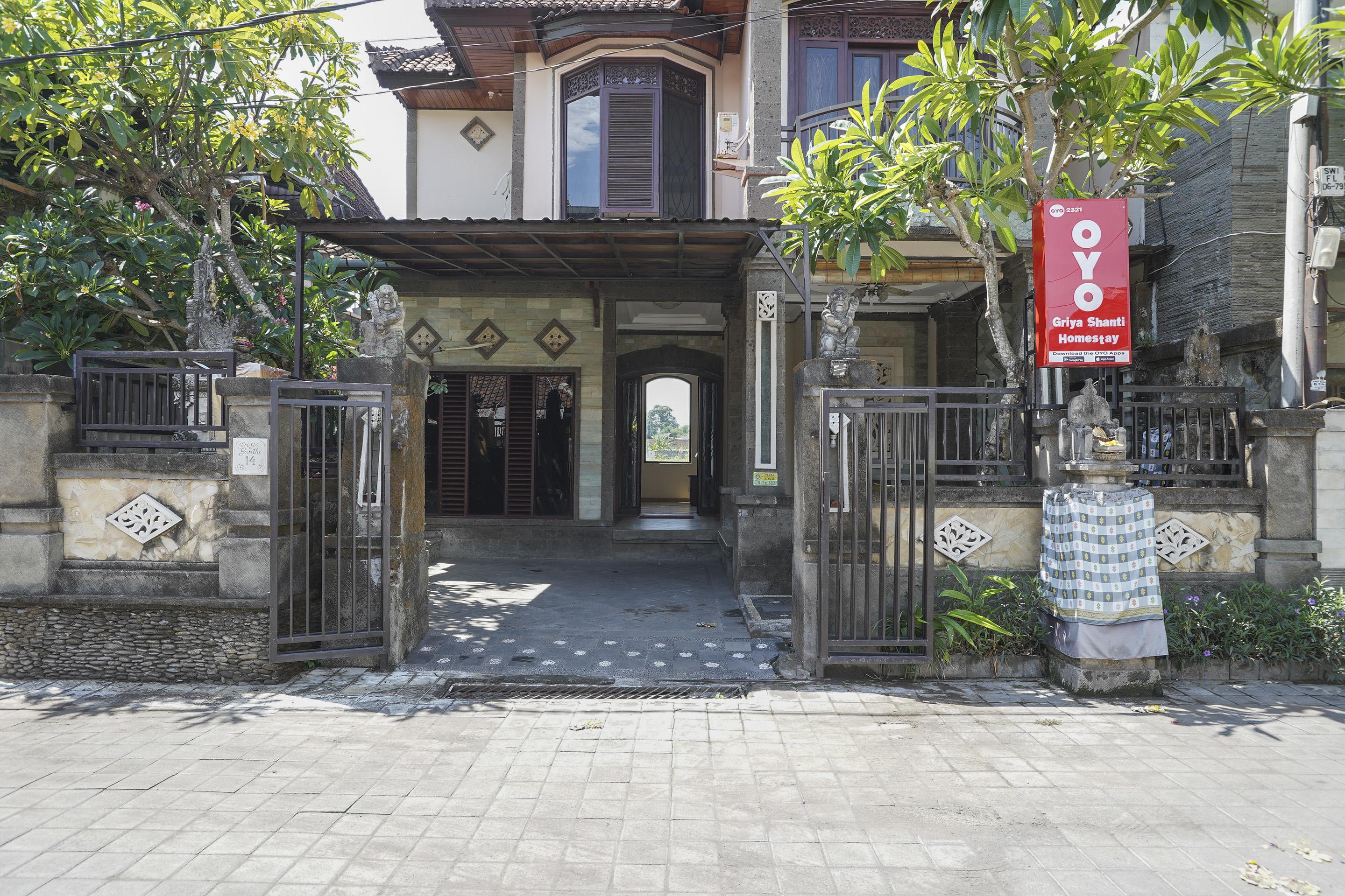 Oyo 2321 Griya Shanti Homestay Ketewel Exterior foto