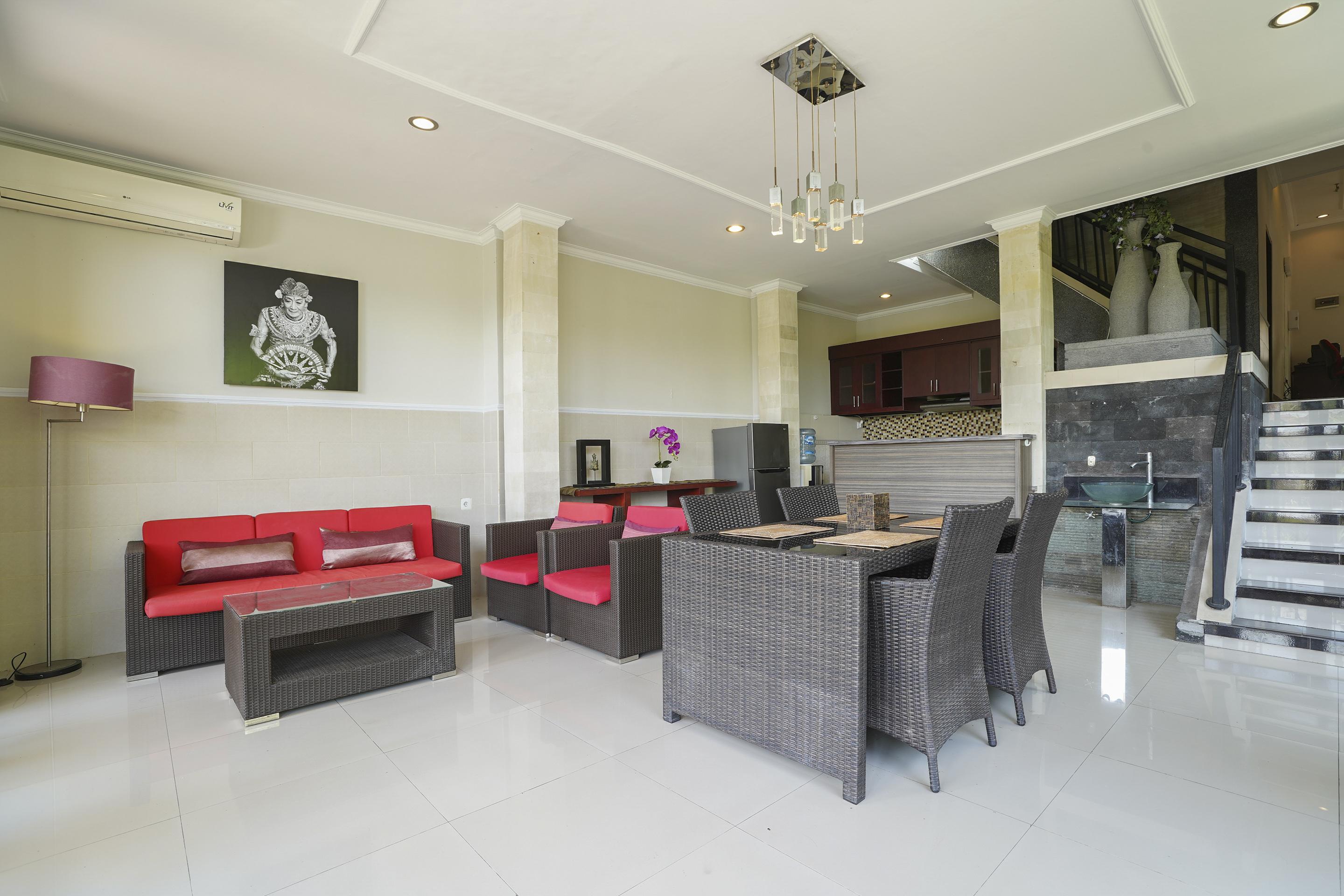 Oyo 2321 Griya Shanti Homestay Ketewel Exterior foto