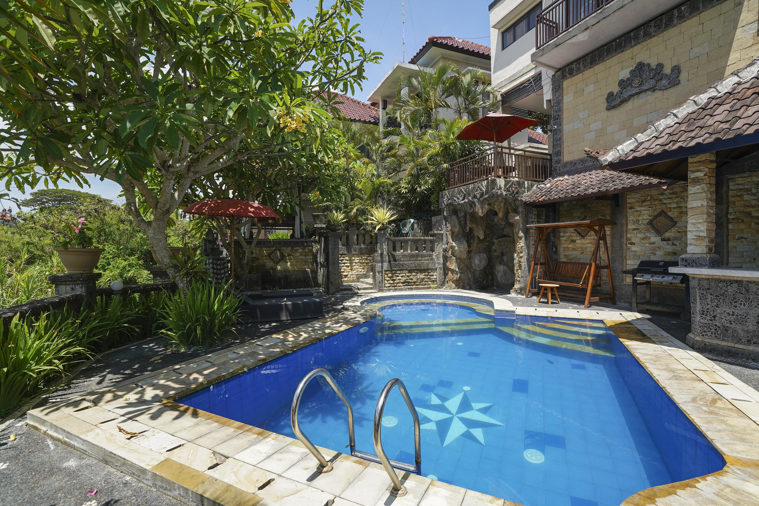 Oyo 2321 Griya Shanti Homestay Ketewel Exterior foto