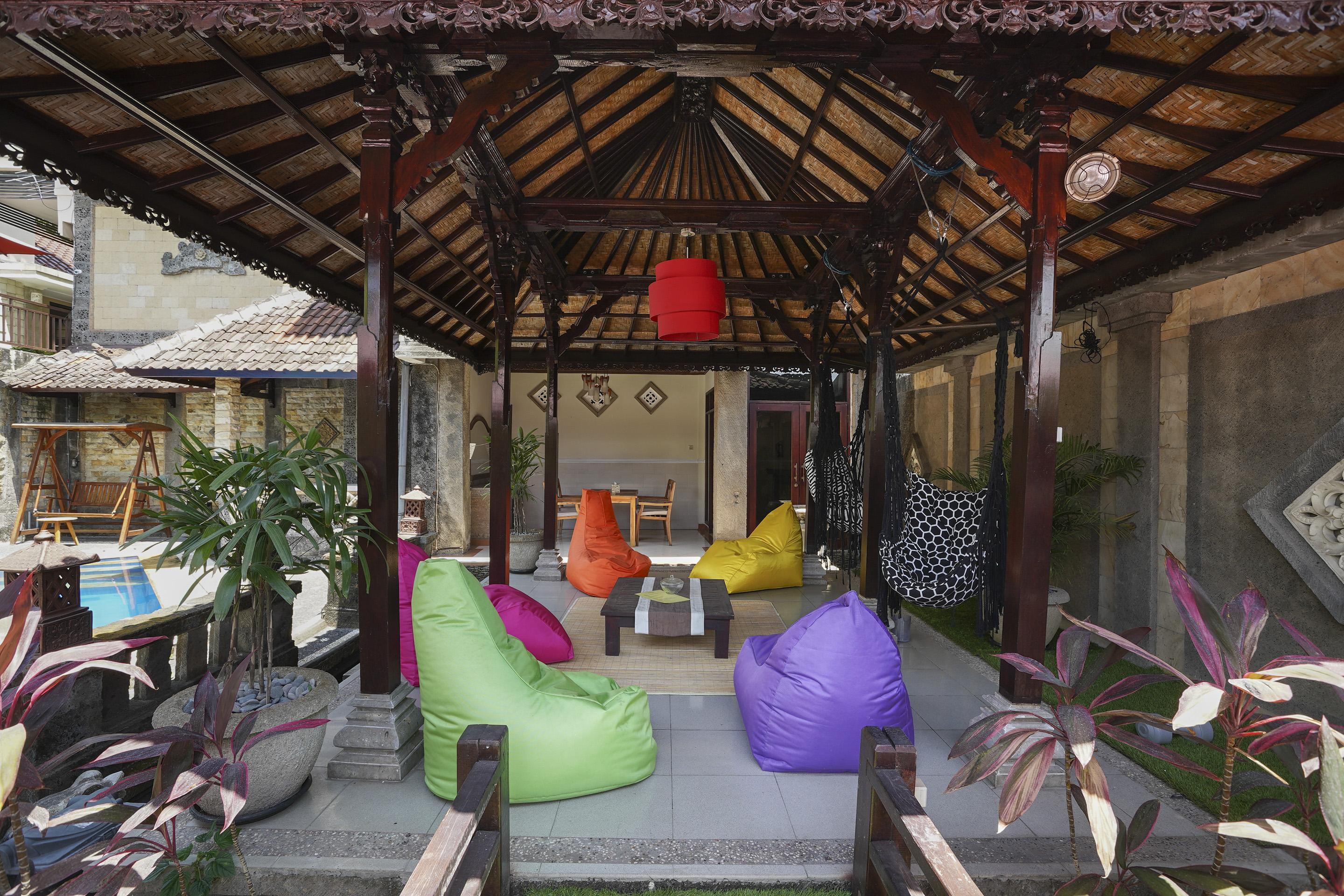 Oyo 2321 Griya Shanti Homestay Ketewel Exterior foto